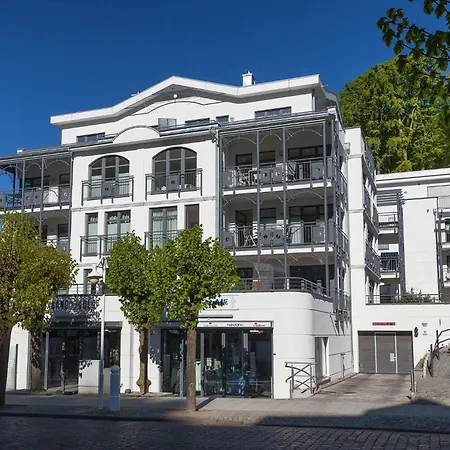 Apartament Ostseebad, Sellin, Ruegen, Ferienwohnung, Villa Louisa *